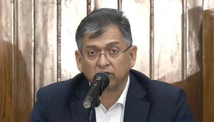 সবার মত নিয়ে সংবিধান সংশোধনে আগ্রহী সরকার: স্বরাষ্ট্রমন্ত্রী