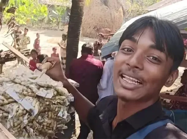 প্রধানমন্ত্রীর সঙ্গে হাত মিলিয়ে সার্থক বাদাম বিক্রেতা রাজুর জীবন