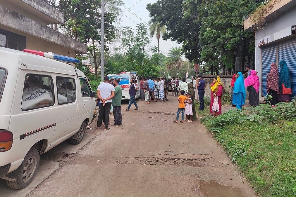 পাবনায় হাটের ইজারাদার ও ভাগনেকে মৃত্যুর ঘটনায়