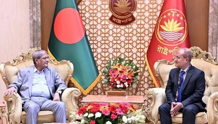 গণতন্ত্রকে নিজস্ব গতিতে চলতে দিতে হবে: রাষ্ট্রপতি