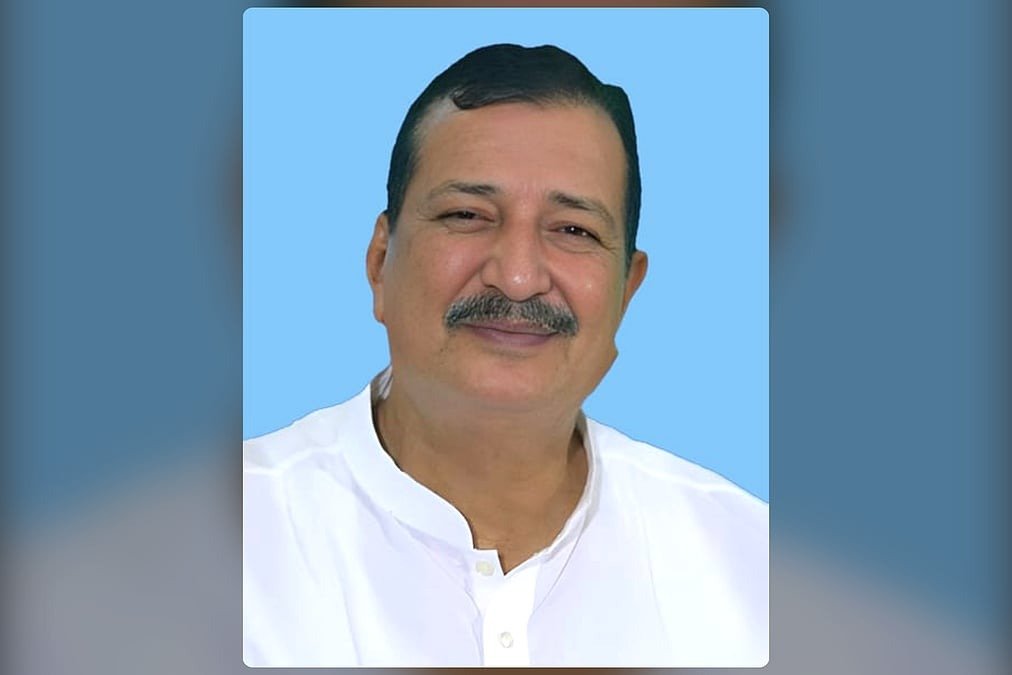 উন্নত চিকিৎসার জন্য ঢাকায় আনা হলো ভূমিমন্ত্রীকে