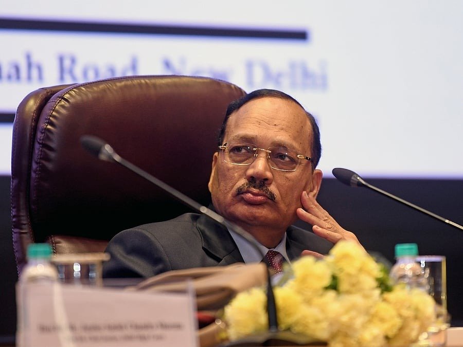 মাছি মারতে হাতুড়ি চালানো যায় না: ভারতের প্রধান বিচারপতি