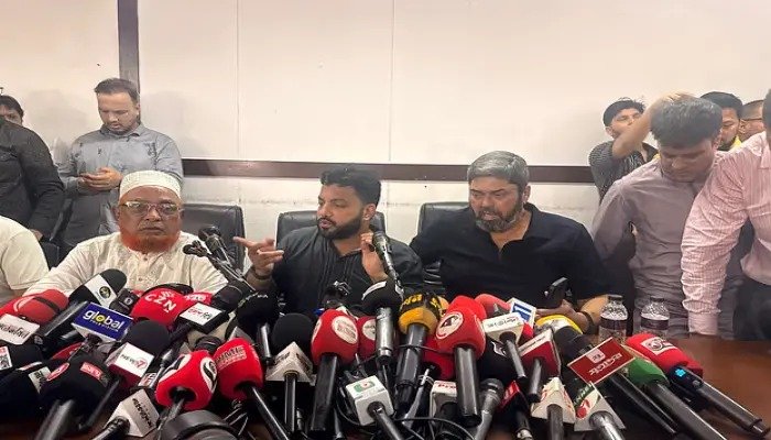 মুক্তিযুদ্ধ বিষয়ক প্রতিমন্ত্রীর পদ ছাড়লেন ইশরাক হোসেন