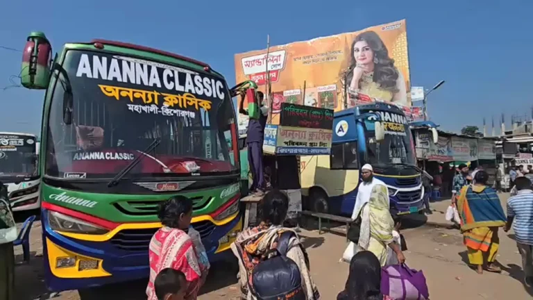কিশোরগঞ্জ-মহাখালী রুটে অনির্দিষ্টকালের পরিবহন ধর্মঘট