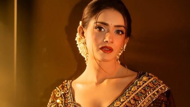 হুমকির অভিযোগে তানজিন তিশার বিরুদ্ধে আবার মামলা