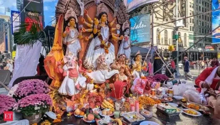 যুক্তরাষ্ট্রজুড়ে দুর্গোৎসবের আমেজ