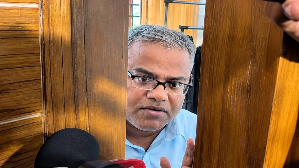 পদত্যাগের খবর ভিত্তিহীন, জানালেন চুয়েট উপাচার্য